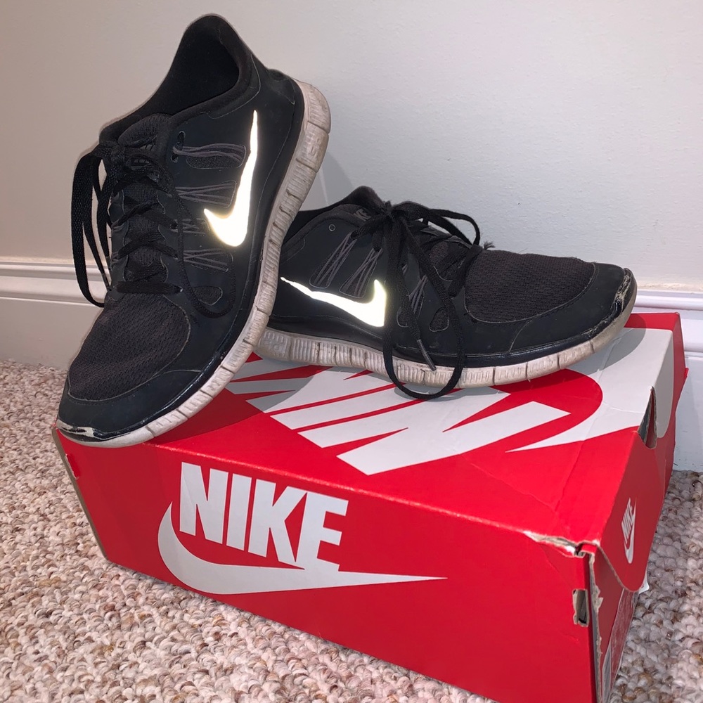 Black Nike Gym Shoes